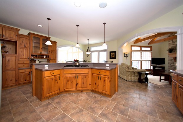 4207 Austin Ridge Drive kitchen.jpg